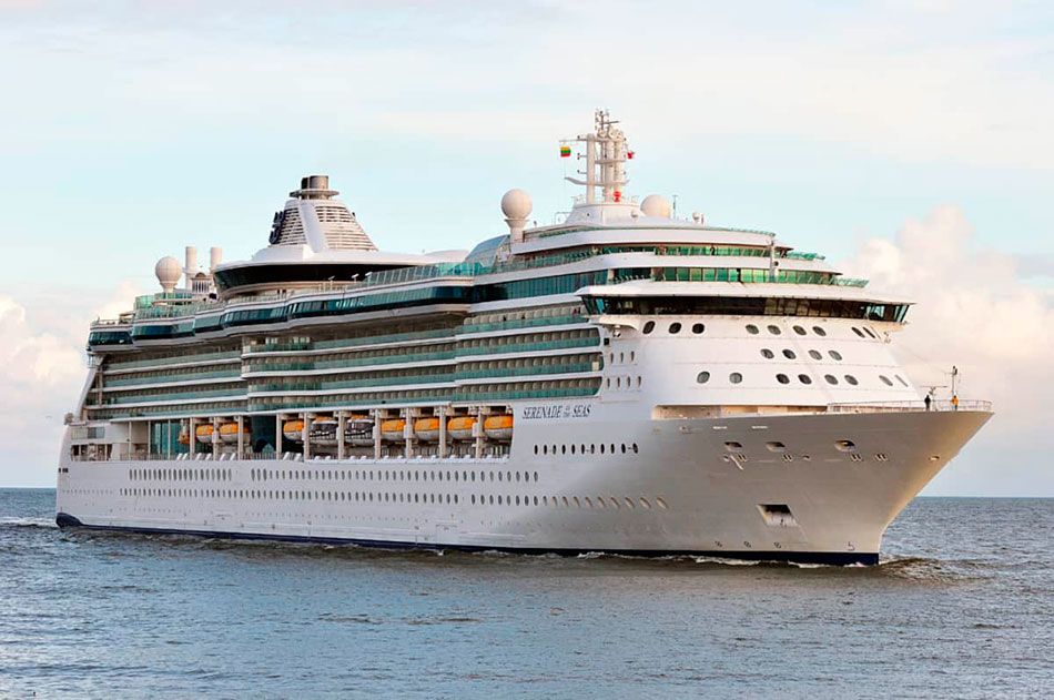 El crucero Serenade of the Seas llegó a Cartagena (Colombia)