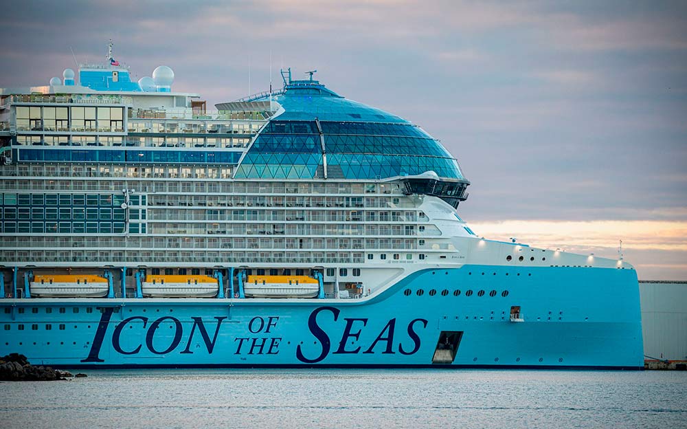 Las acciones de Royal Caribbean se desploman despues de varios incidentes en sus barcos