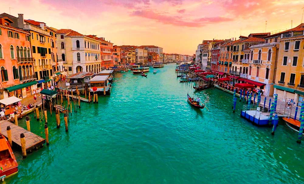 Venecia comienza a cobrar una tarifa a los turistas que la visiten