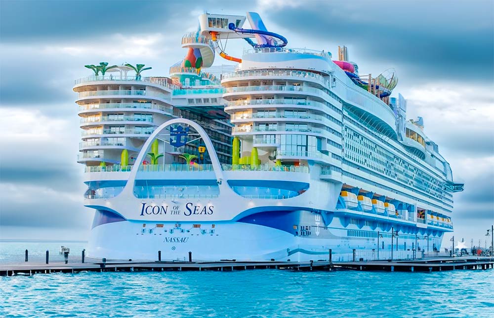 Tormenta tropical obliga a modificar el itinerario del crucero más grande del mundo